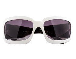 Sonnenbrille mit breitem weißem Rahmen